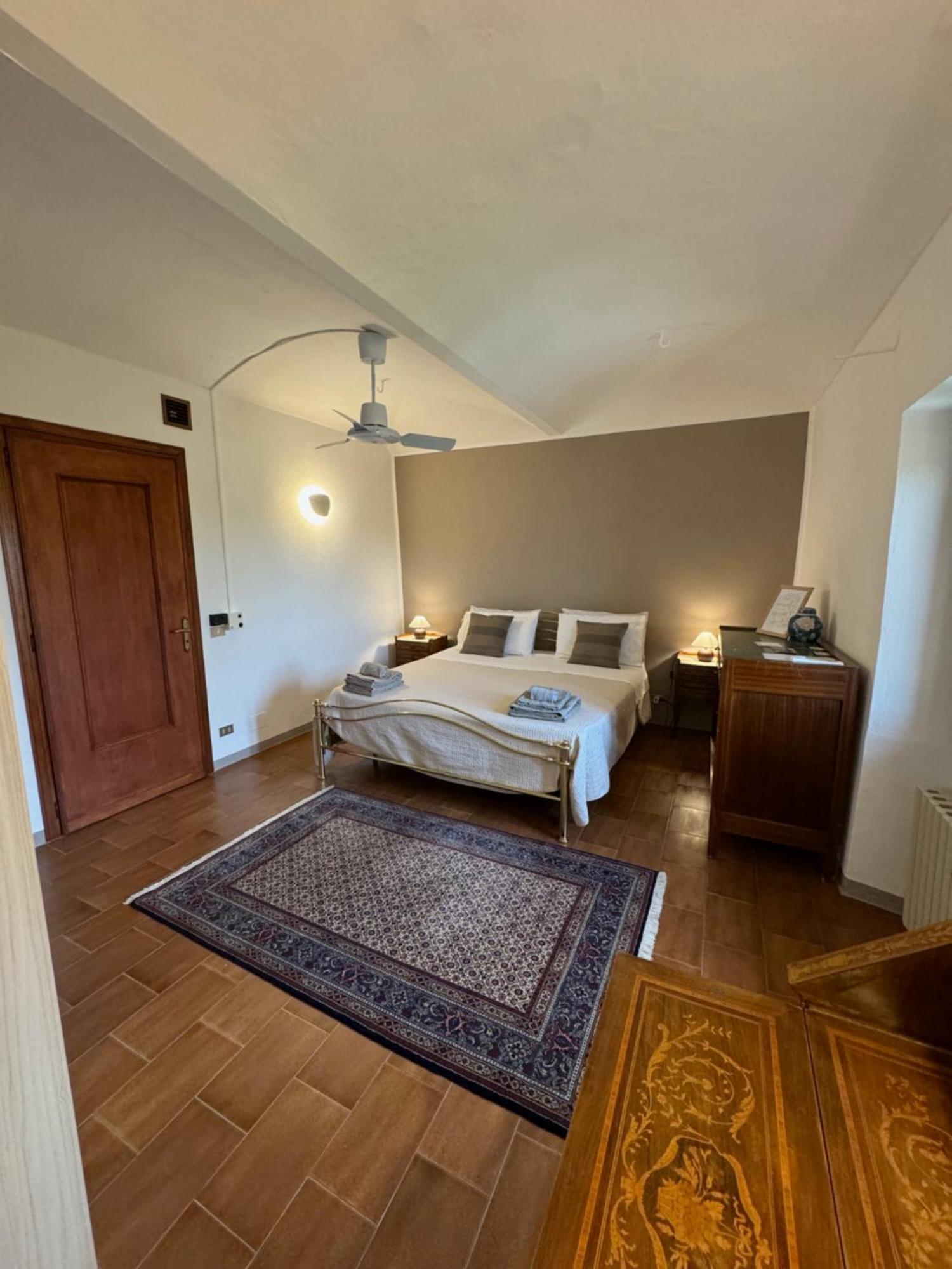 La Vecchia Cascina Rossa Hotel Fubine ภายนอก รูปภาพ